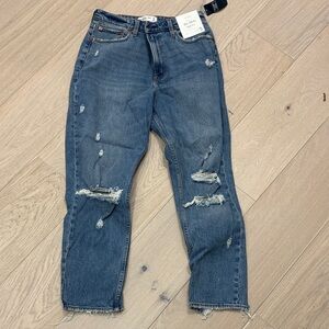 Abercrombie & Fitch Distressed Ankle Jeans in Blue